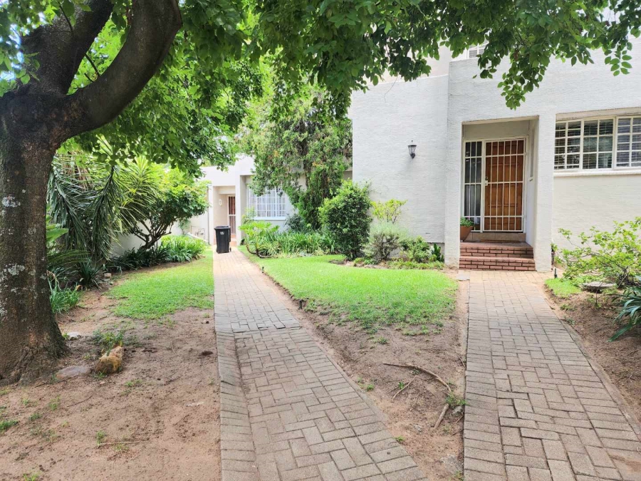 1 Bedroom Property for Sale in Rivonia Gauteng