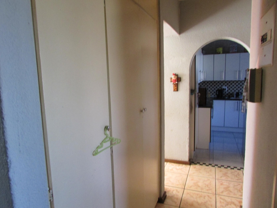 2 Bedroom Property for Sale in Randfontein Central Gauteng