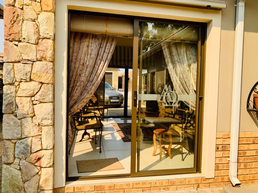 2 Bedroom Property for Sale in Jordaan Park Gauteng