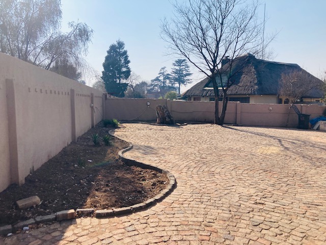 4 Bedroom Property for Sale in Dersley Gauteng