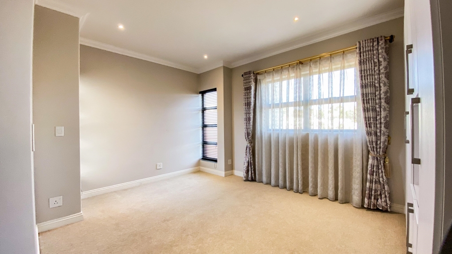 3 Bedroom Property for Sale in Morningside Gauteng