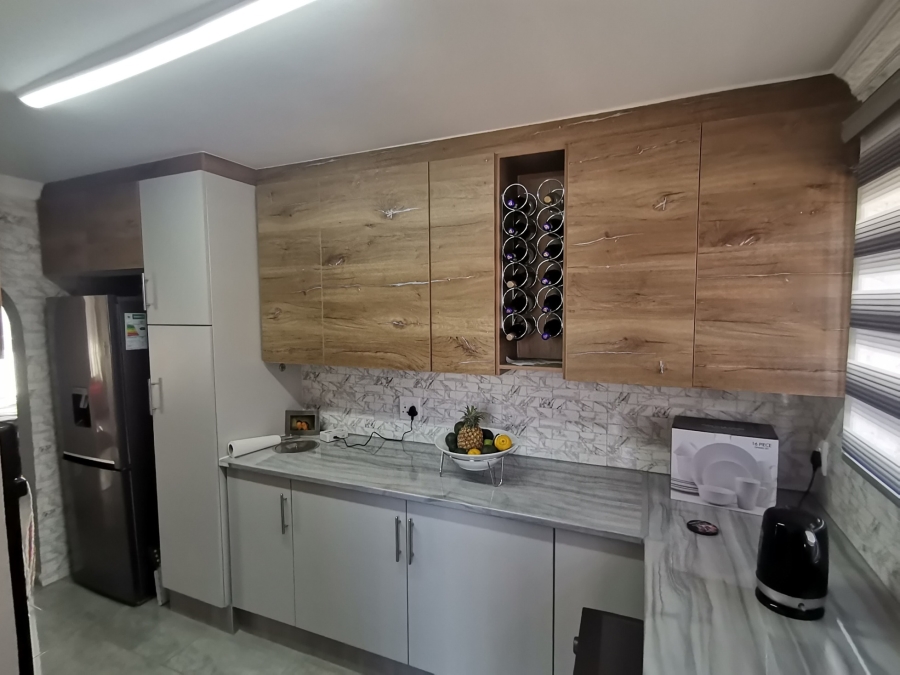 3 Bedroom Property for Sale in Mayberry Park Gauteng