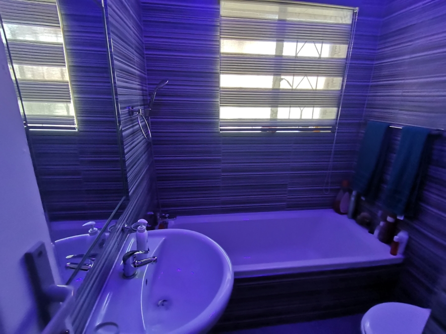 3 Bedroom Property for Sale in Mayberry Park Gauteng