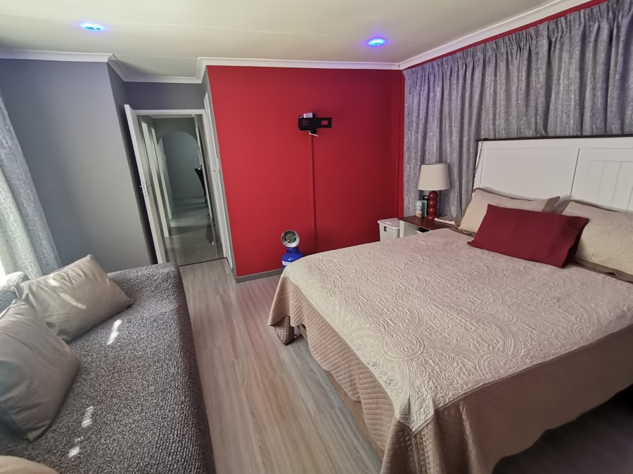 3 Bedroom Property for Sale in Mayberry Park Gauteng