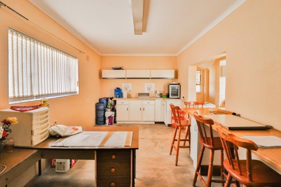 3 Bedroom Property for Sale in Verwoerdpark Gauteng