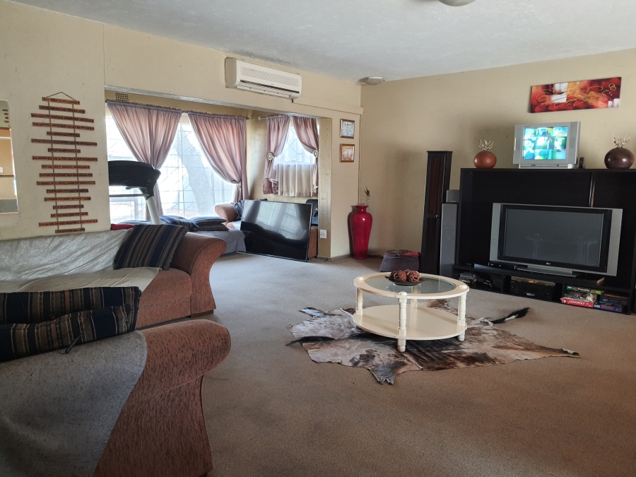 5 Bedroom Property for Sale in Brenthurst Gauteng