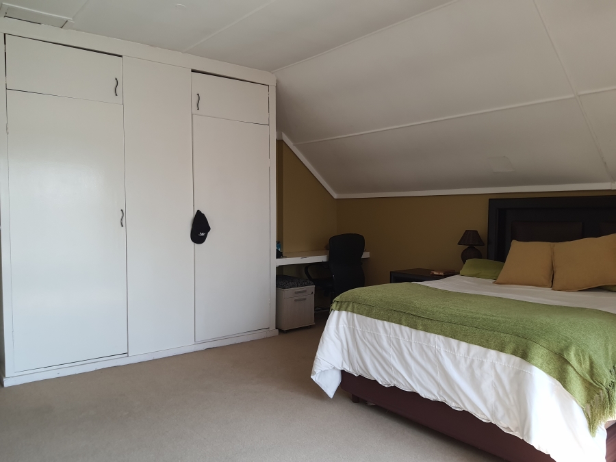 5 Bedroom Property for Sale in Brenthurst Gauteng