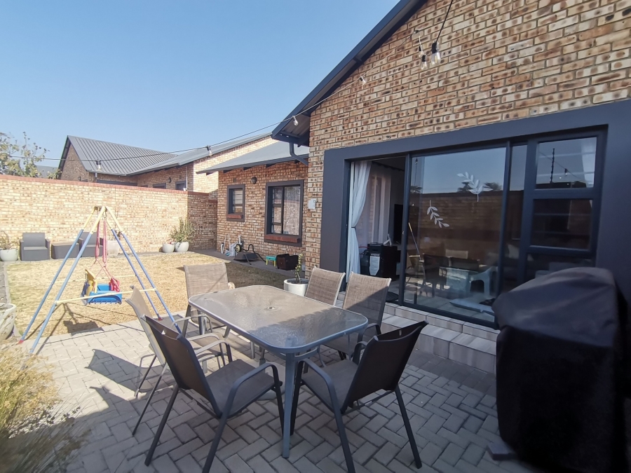 3 Bedroom Property for Sale in New Market Park Gauteng