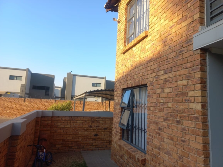 2 Bedroom Property for Sale in Rynfield Gauteng