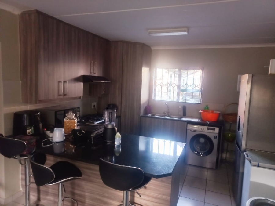 2 Bedroom Property for Sale in Rynfield Gauteng