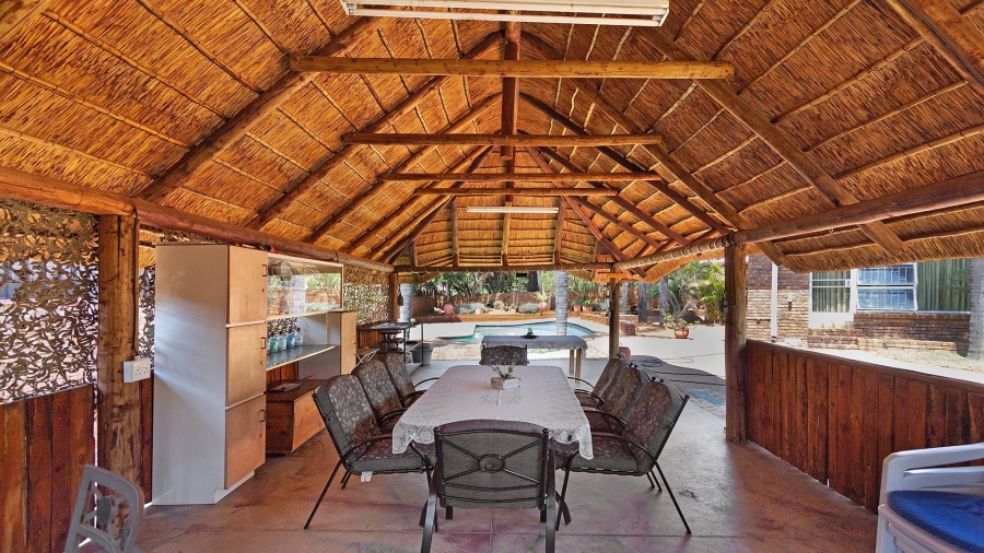 4 Bedroom Property for Sale in Theresa Park Gauteng