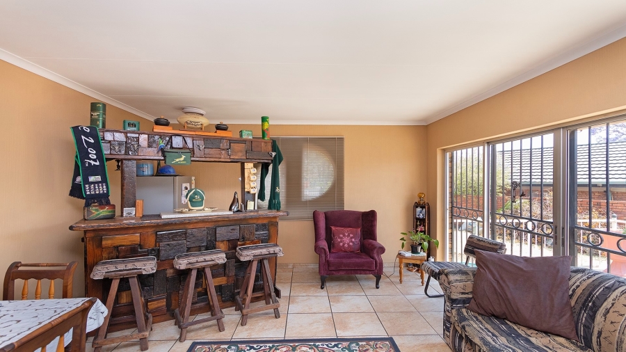 4 Bedroom Property for Sale in Theresa Park Gauteng