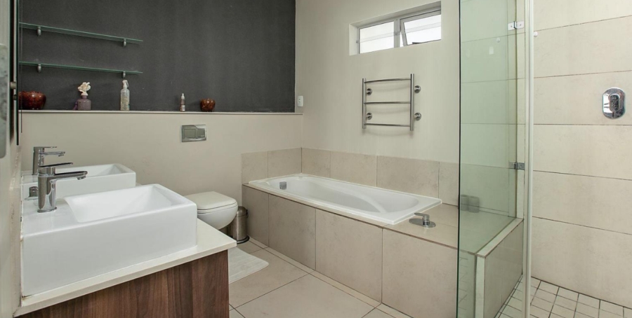 2 Bedroom Property for Sale in Sandown Gauteng
