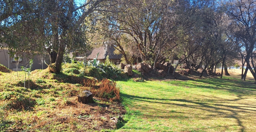 5 Bedroom Property for Sale in Shores of Loch Vaal Gauteng