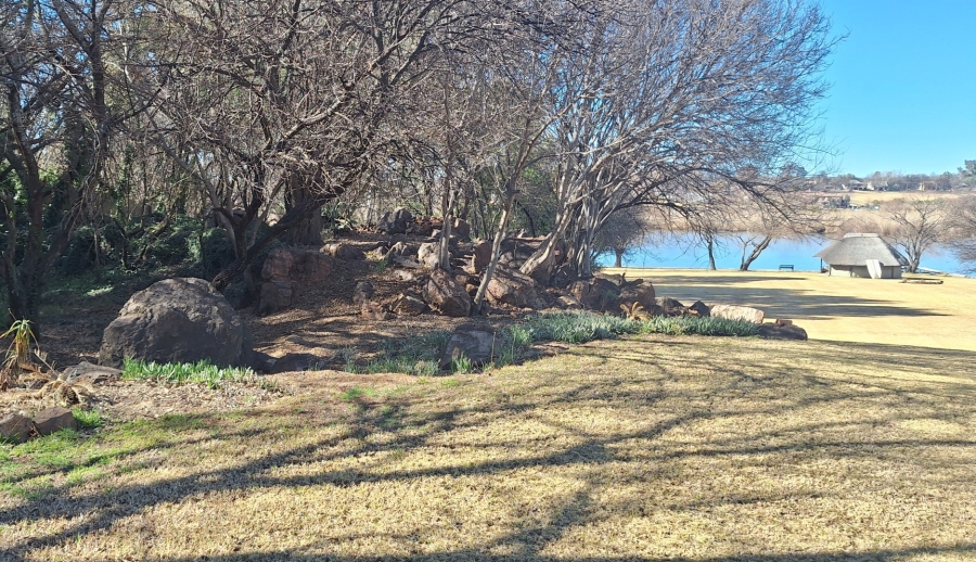 5 Bedroom Property for Sale in Shores of Loch Vaal Gauteng