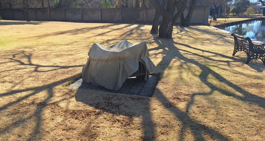 5 Bedroom Property for Sale in Shores of Loch Vaal Gauteng