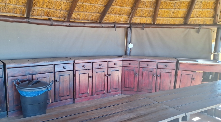 5 Bedroom Property for Sale in Shores of Loch Vaal Gauteng