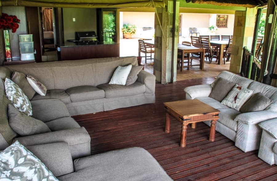 5 Bedroom Property for Sale in Shores of Loch Vaal Gauteng