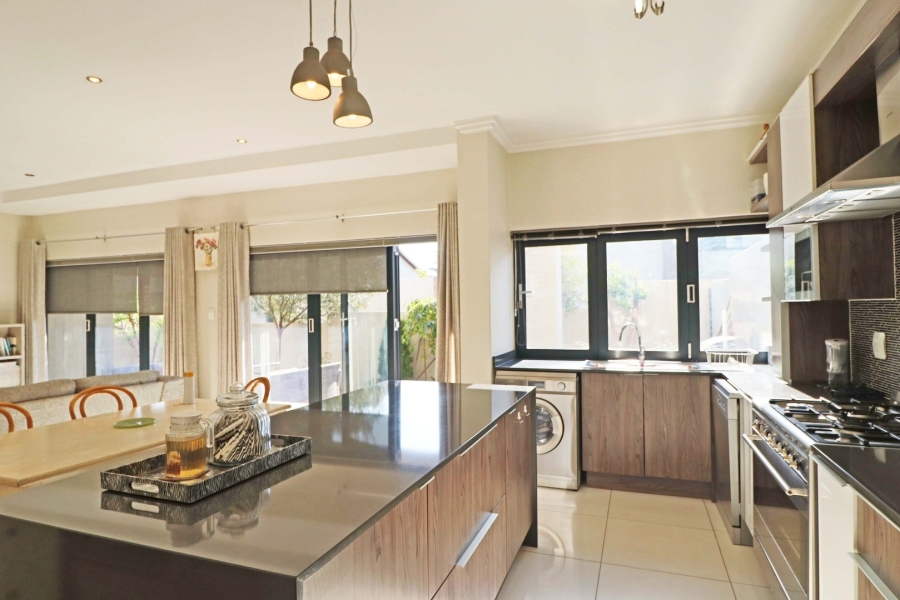 3 Bedroom Property for Sale in Bryanston Gauteng