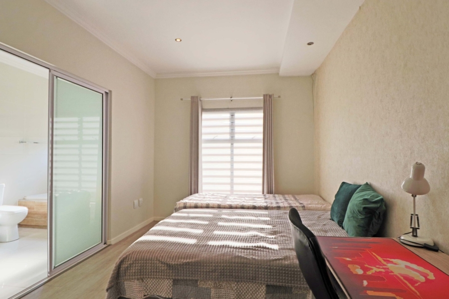 3 Bedroom Property for Sale in Bryanston Gauteng