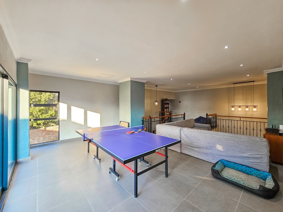 4 Bedroom Property for Sale in Faerie Glen Gauteng