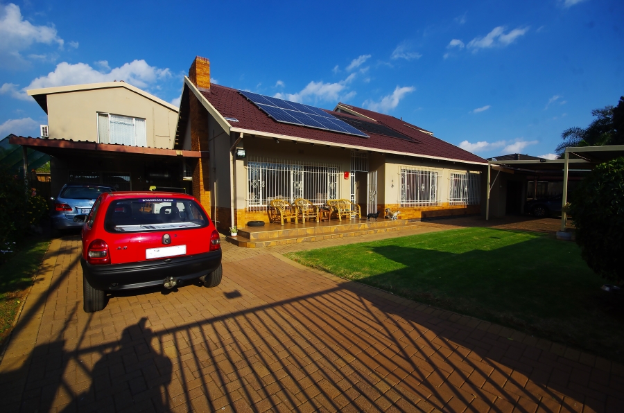 3 Bedroom Property for Sale in Brenthurst Gauteng
