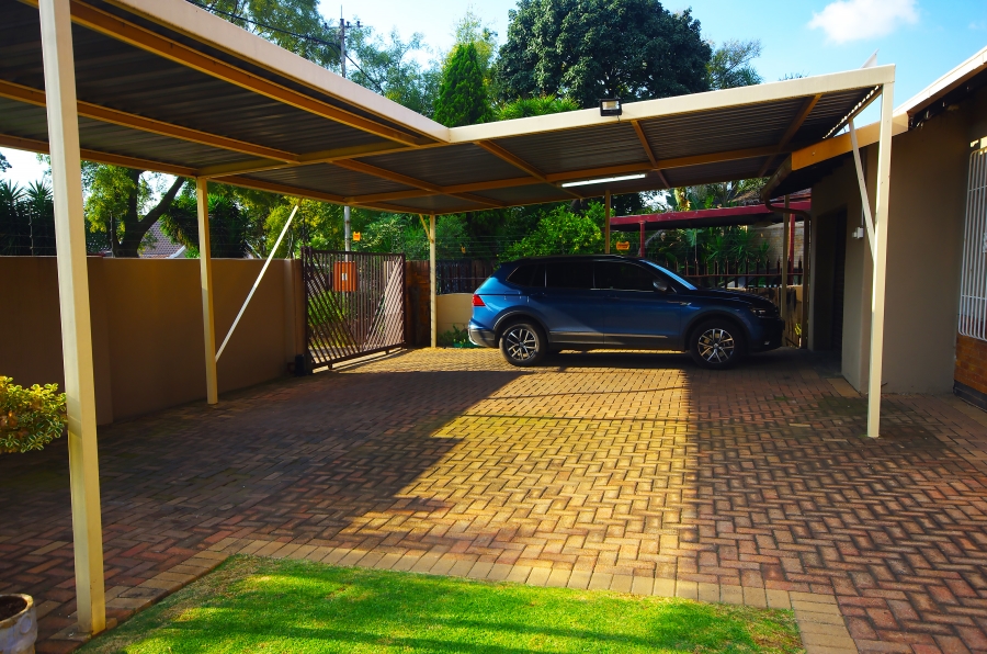 3 Bedroom Property for Sale in Brenthurst Gauteng