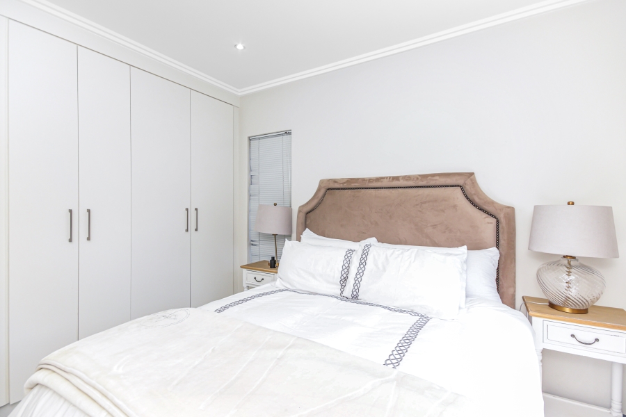 2 Bedroom Property for Sale in Barbeque Downs Gauteng