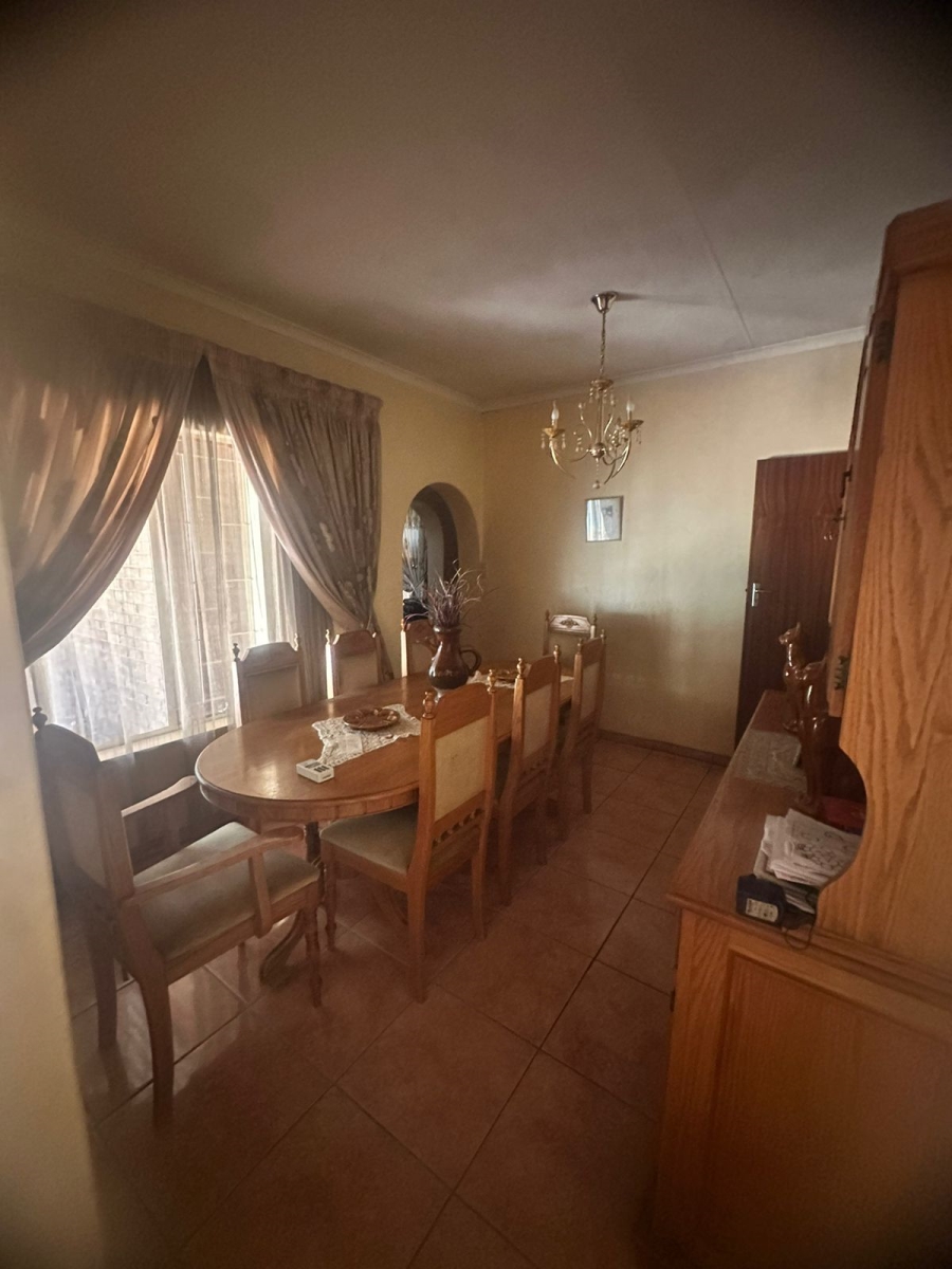 4 Bedroom Property for Sale in Pretoria North Gauteng