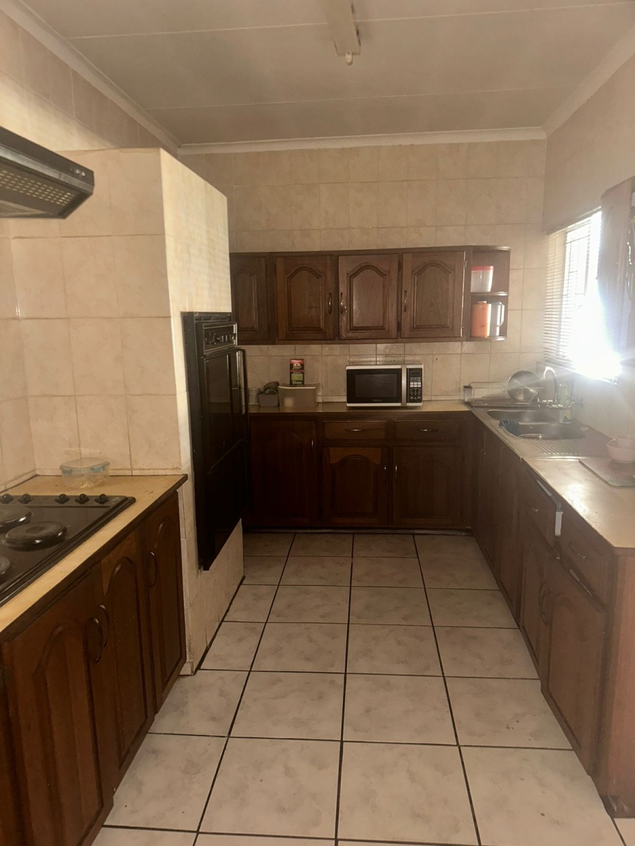 4 Bedroom Property for Sale in Pretoria North Gauteng