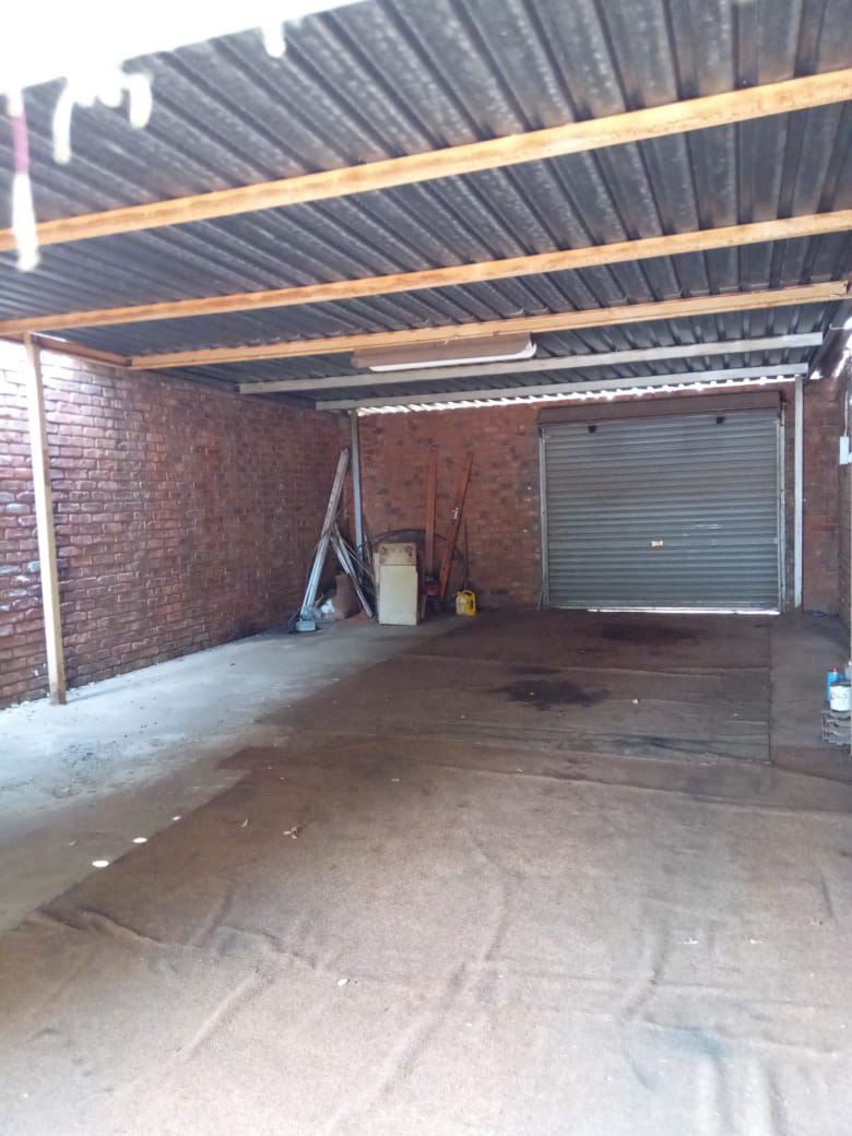 4 Bedroom Property for Sale in Pretoria North Gauteng