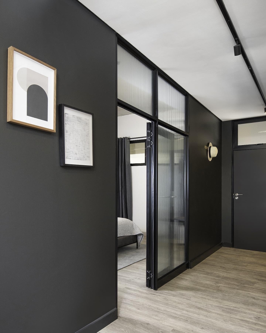 To Let 1 Bedroom Property for Rent in Sandown Gauteng