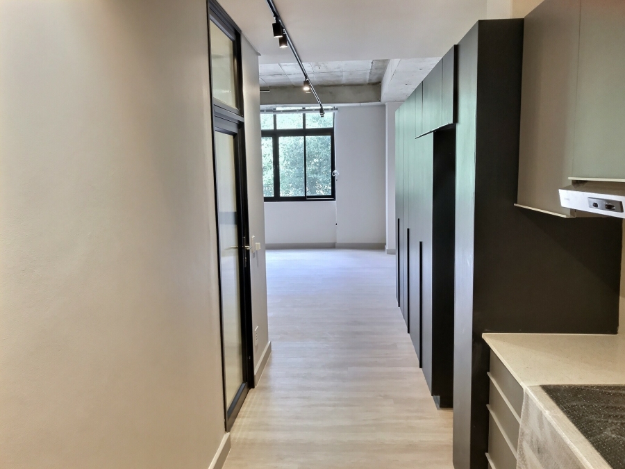 To Let 1 Bedroom Property for Rent in Sandown Gauteng