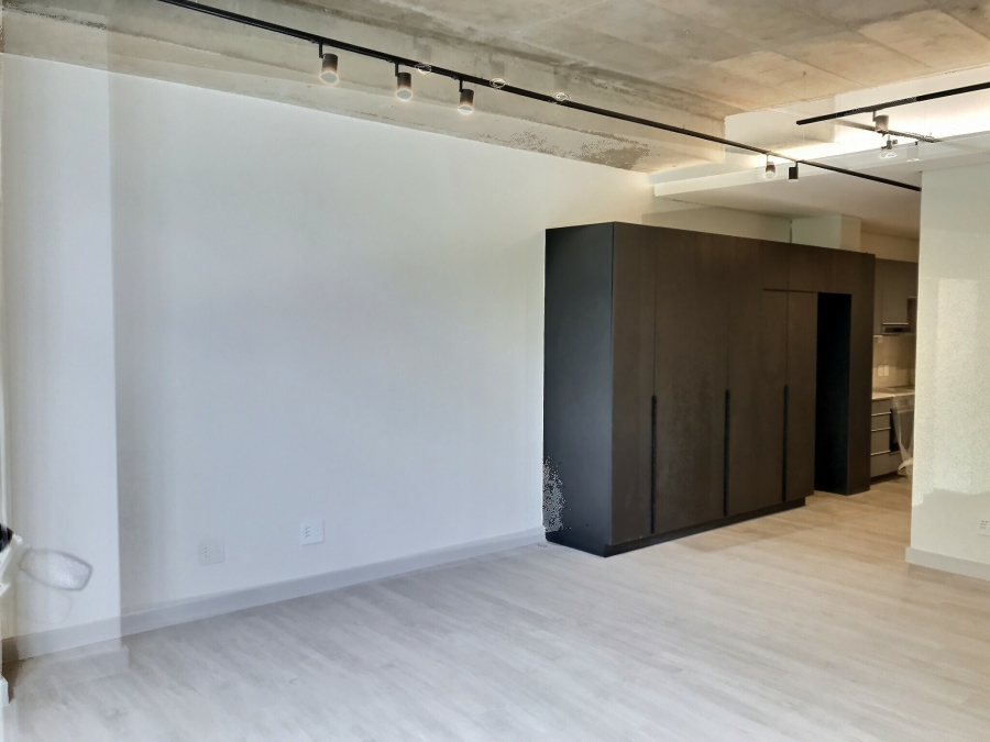 To Let 1 Bedroom Property for Rent in Sandown Gauteng