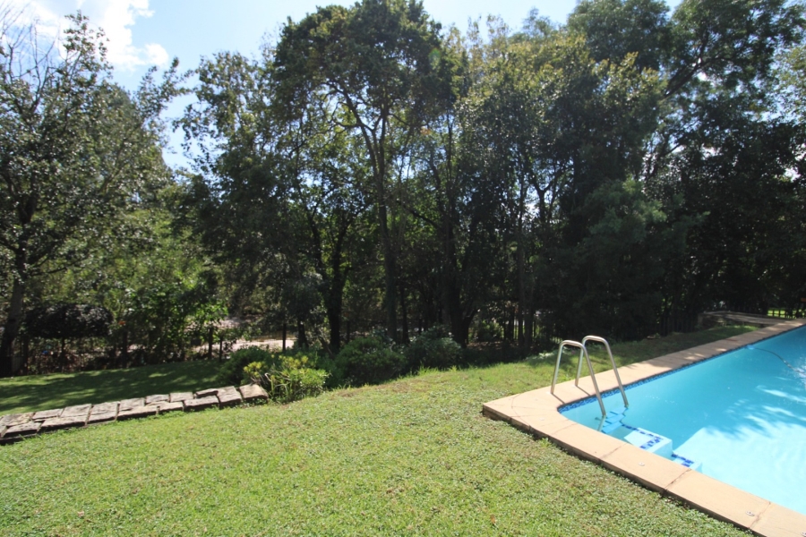 8 Bedroom Property for Sale in Rivonia Gauteng