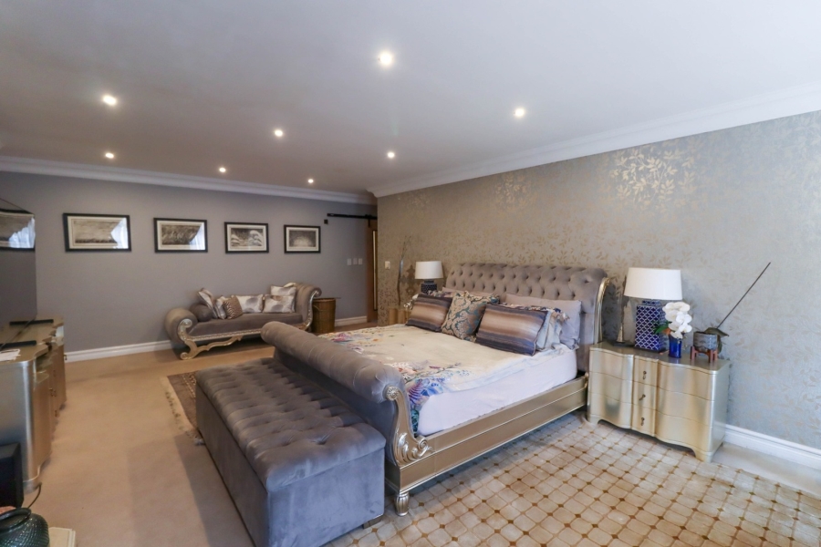 8 Bedroom Property for Sale in Rivonia Gauteng