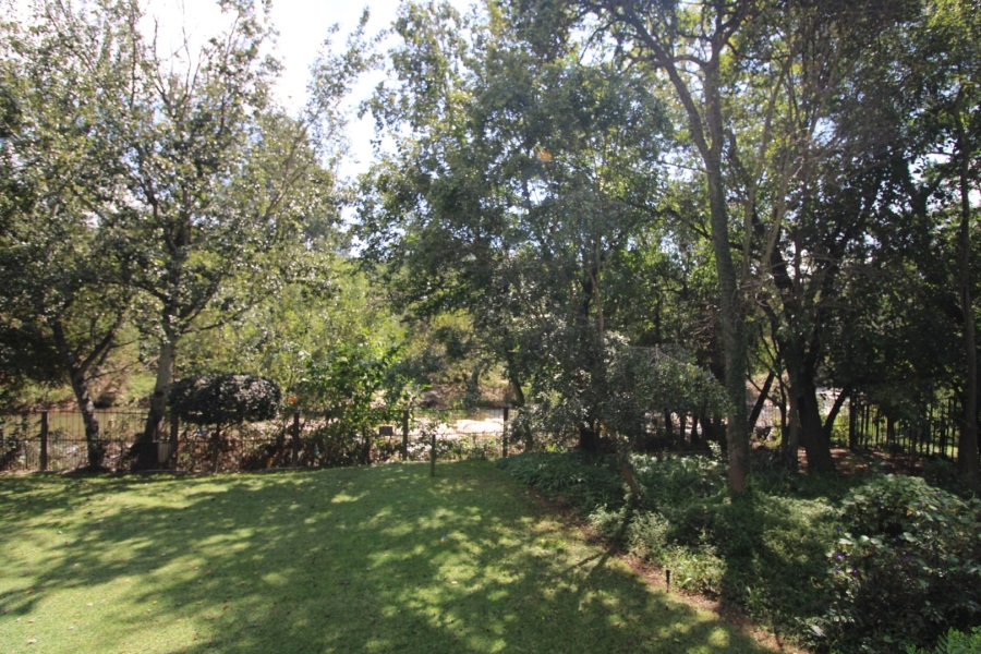 8 Bedroom Property for Sale in Rivonia Gauteng