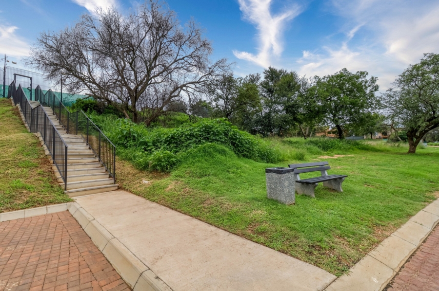 0 Bedroom Property for Sale in Helderfontein Estate Gauteng