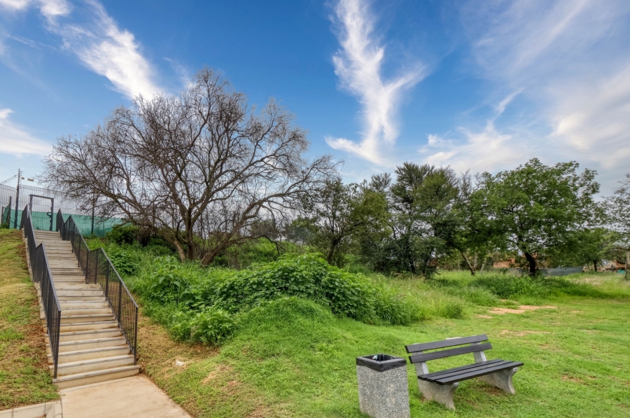 0 Bedroom Property for Sale in Helderfontein Estate Gauteng