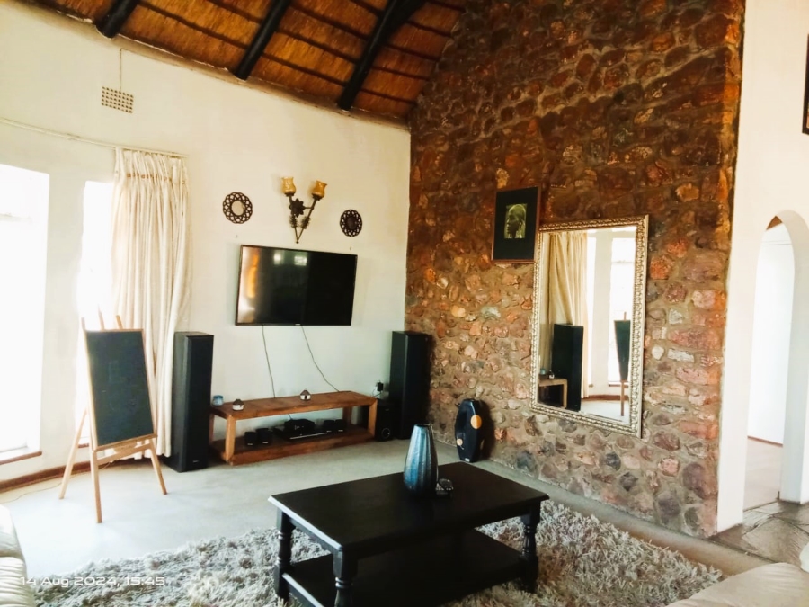 4 Bedroom Property for Sale in Jameson Park Gauteng