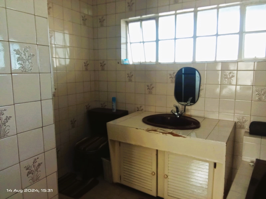 4 Bedroom Property for Sale in Jameson Park Gauteng