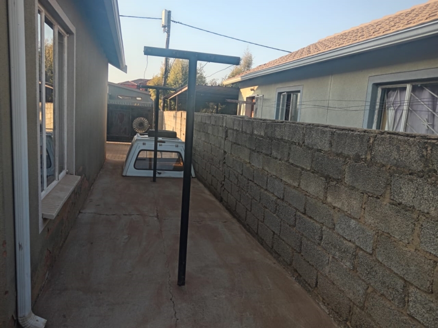 2 Bedroom Property for Sale in Mahube Valley Gauteng