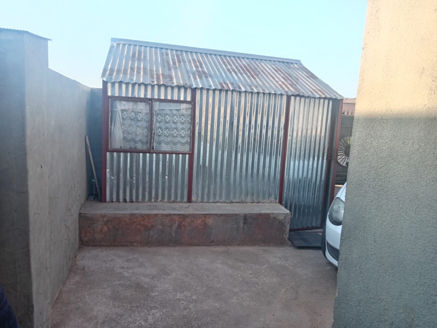 2 Bedroom Property for Sale in Mahube Valley Gauteng