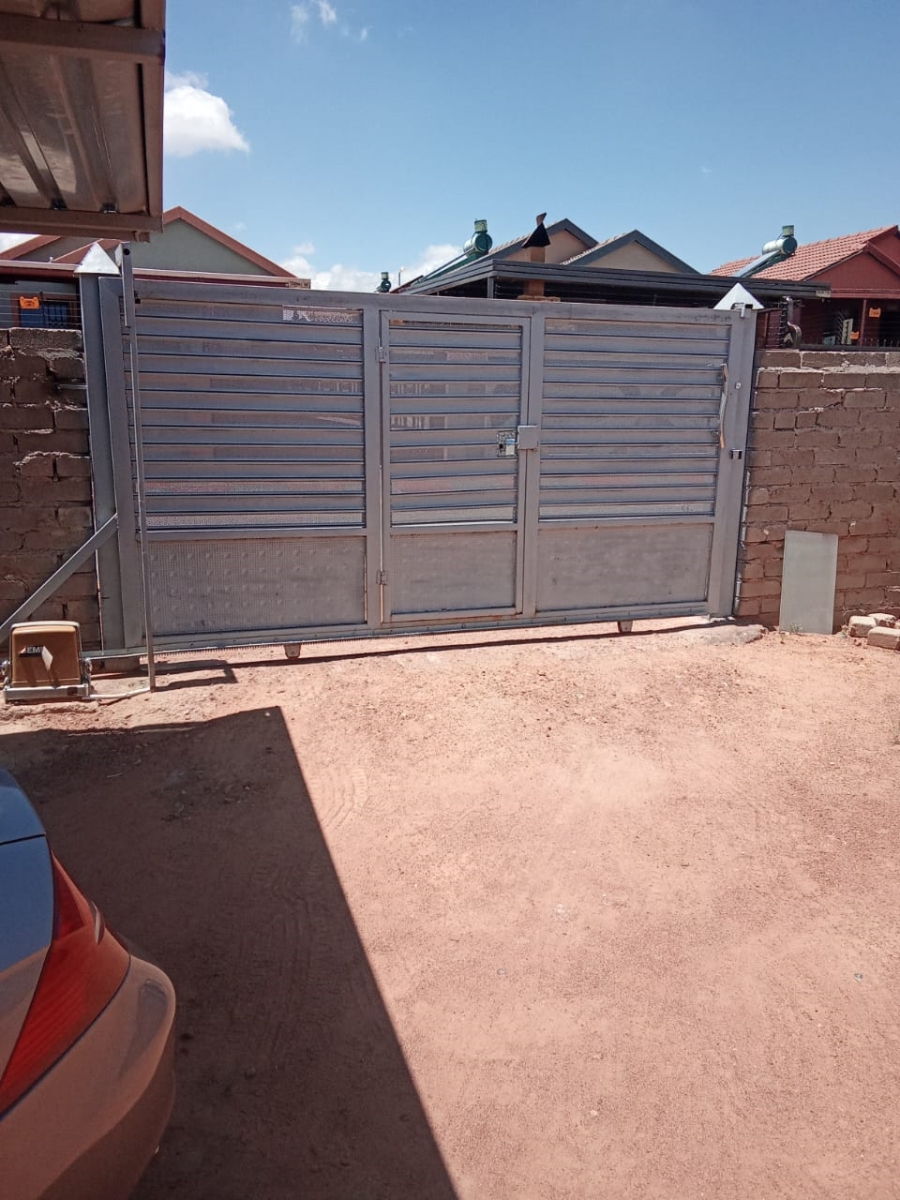3 Bedroom Property for Sale in Soshanguve L Gauteng