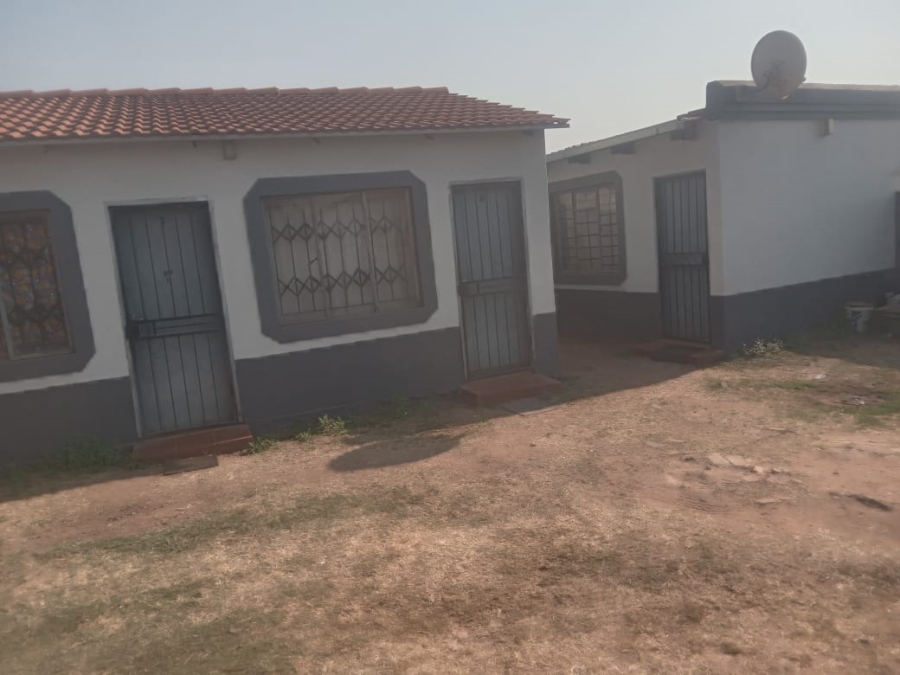10 Bedroom Property for Sale in Soshanguve P Gauteng