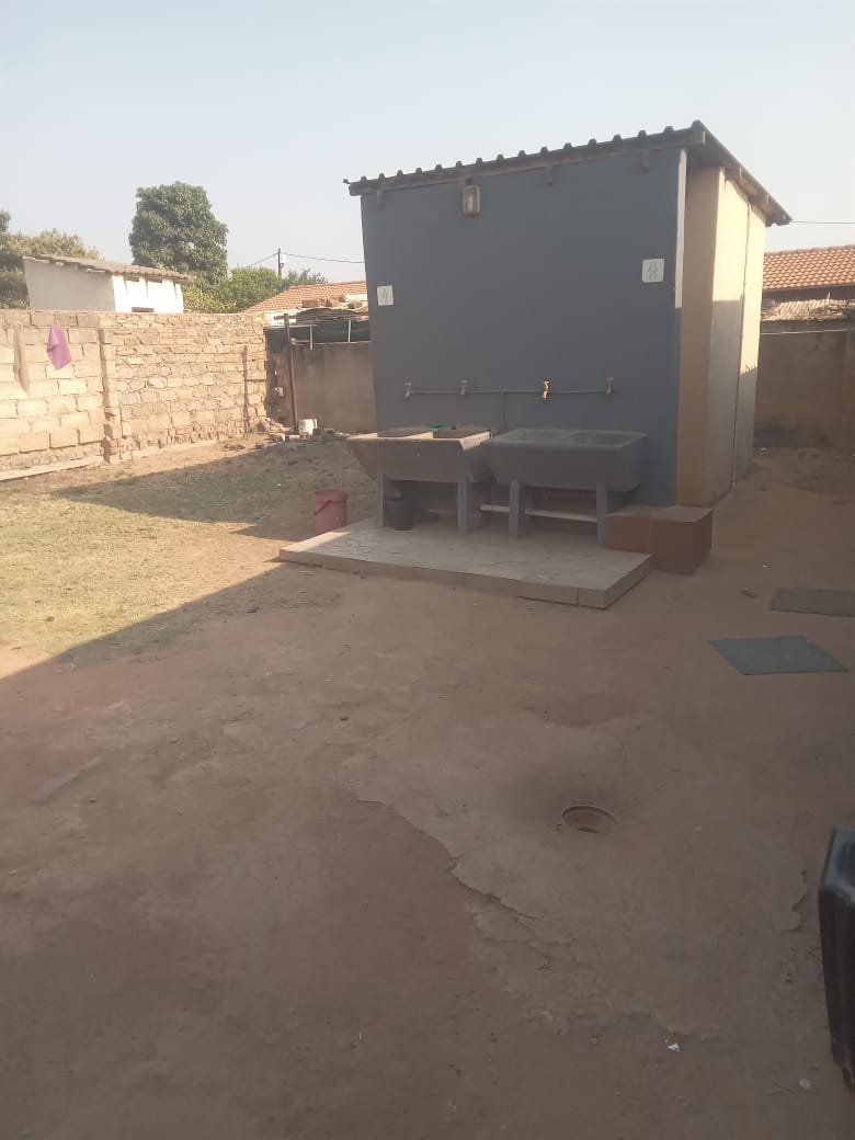 10 Bedroom Property for Sale in Soshanguve P Gauteng