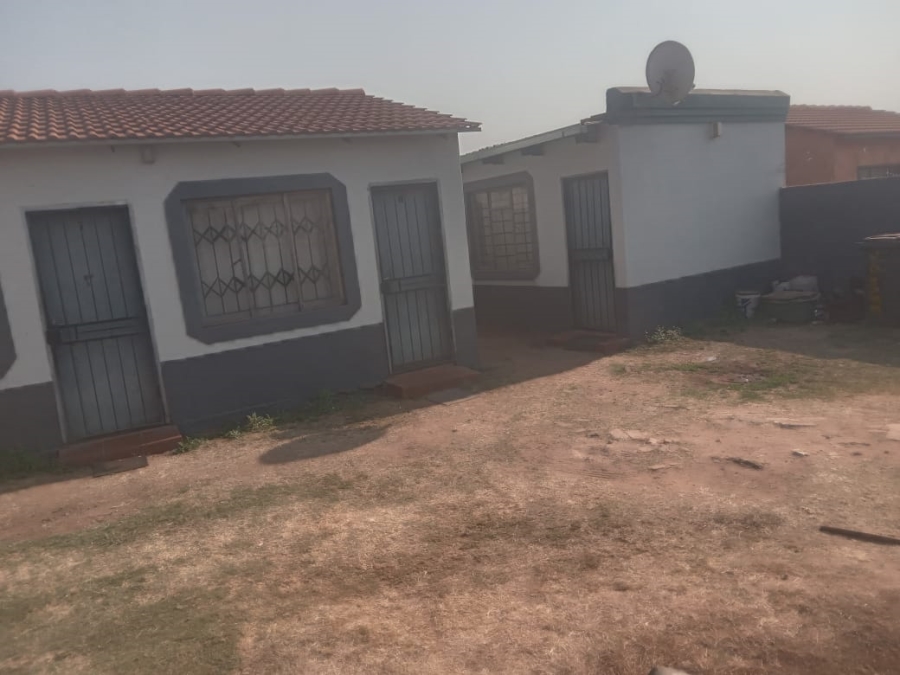 10 Bedroom Property for Sale in Soshanguve P Gauteng