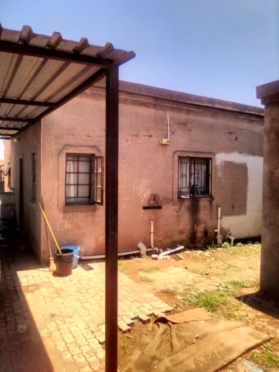 3 Bedroom Property for Sale in Soshanguve P Gauteng