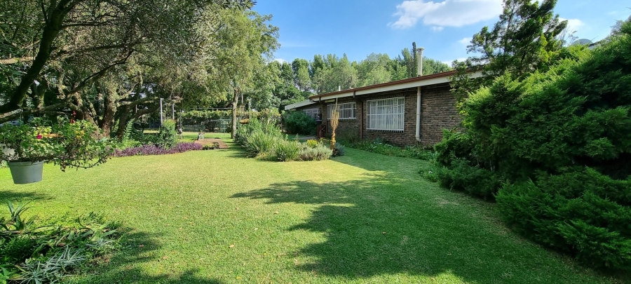 3 Bedroom Property for Sale in Mooilande Gauteng