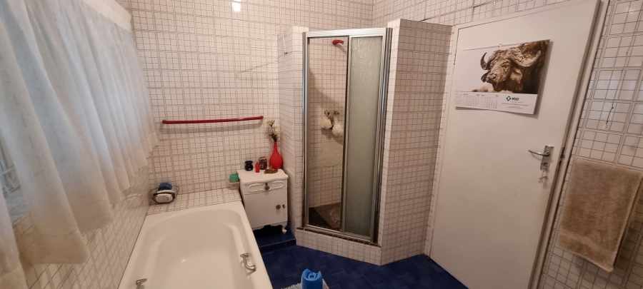 3 Bedroom Property for Sale in Mooilande Gauteng